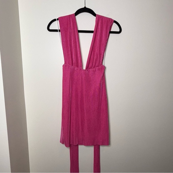 Morning Mist NWT Bow Tie Open Back Mini Dress Sleeveless - Picture 3 of 7